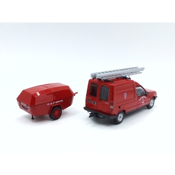Renault Express CSP Brive Correze Straż Pożarna + Przyczepka Motopompa - skala 1:43 - Hachette